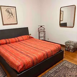 a-casa-di-gianni.italymilanhotels.net/
